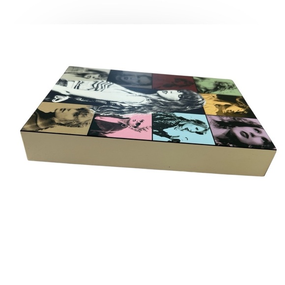 Taylor Swift Eras Tour VIP Pin From Lisbon Portugal 2024 - Picture 5 of 6